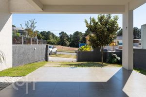Image 4 - 843312