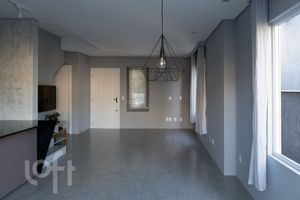 Image 24 - 843312