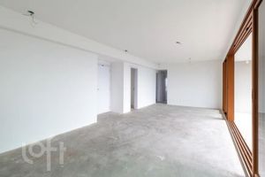 Image 7 - 843326