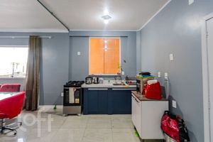 Image 10 - 843496