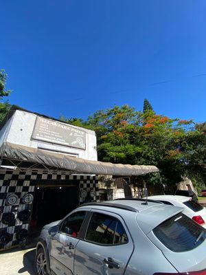 Image 1 - 843793