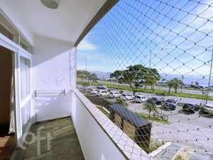 Image 38 - 843804