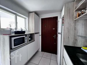 Image 7 - 843878