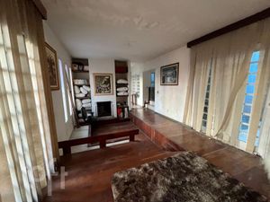 Image 3 - 843921
