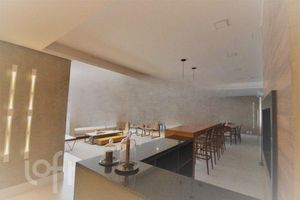 Image 31 - 843927