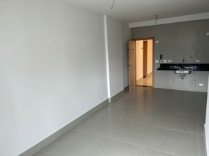 Image 4 - 843973