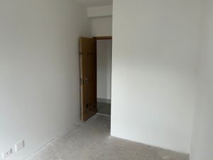 Image 12 - 843973