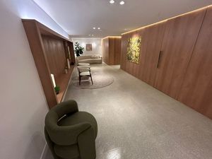 Image 19 - 843973