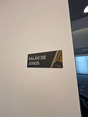 Image 35 - 843973