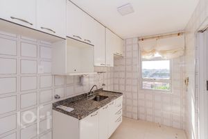 Image 21 - 844028