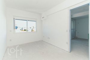 Image 7 - 844069