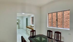 Image 11 - 844102