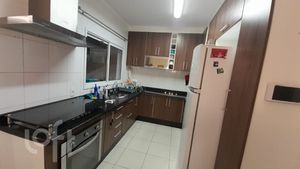 Image 10 - 844145