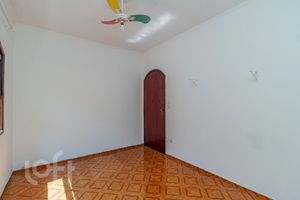 Image 19 - 844148