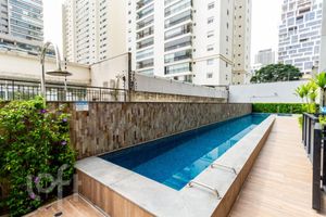 Image 16 - 844156