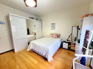 Image 9 - 844185