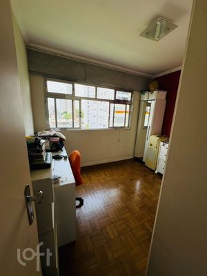 Image 8 - 844195