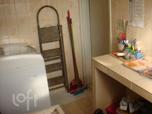 Image 3 - 844225