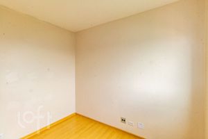 Image 10 - 844227