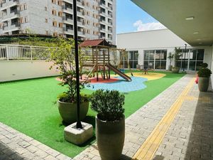 Image 9 - 844249