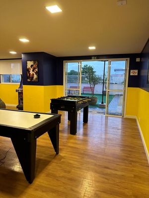 Image 12 - 844249