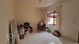 Image 11 - 844447