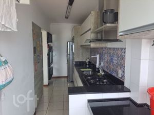 Image 2 - 844582