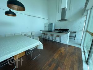 Image 25 - 844585