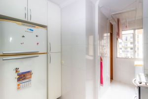 Image 28 - 844617