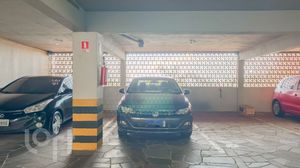 Image 33 - 844660