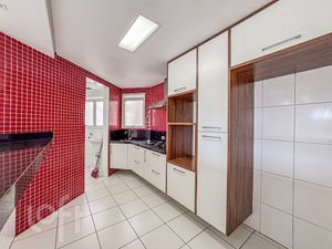 Image 8 - 844662