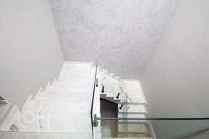 Image 33 - 844682