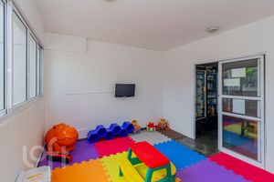 Image 32 - 844720