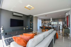 Image 3 - 844774