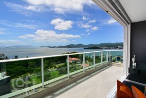 Image 11 - 844774
