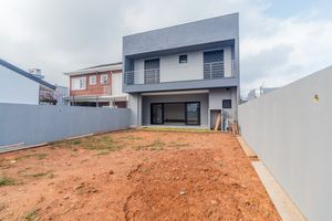 Image 32 - 844776