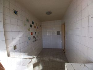 Image 4 - 844815