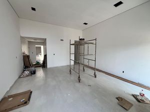Image 1 - 844821