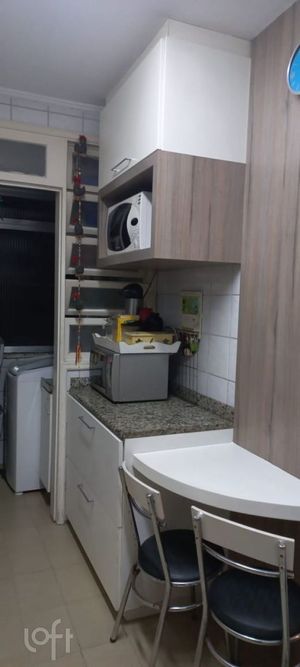 Image 12 - 844825