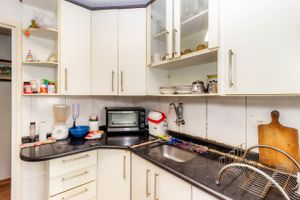 Image 21 - 844863