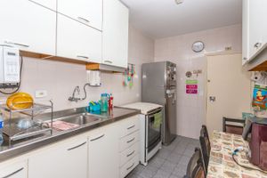 Image 31 - 844904