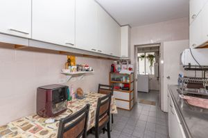 Image 34 - 844904