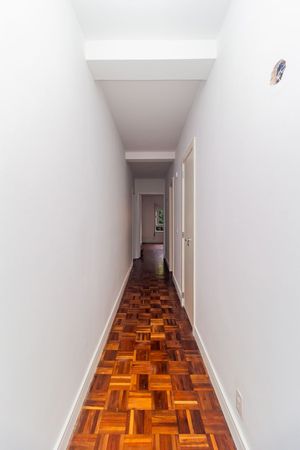 Image 15 - 844912
