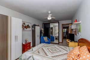 Image 15 - 845053