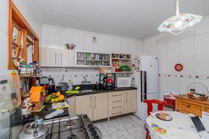 Image 32 - 845053
