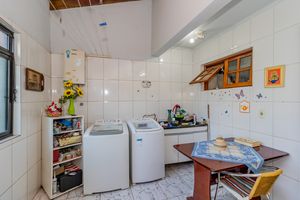 Image 36 - 845053