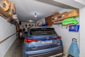 Image 45 - 845053