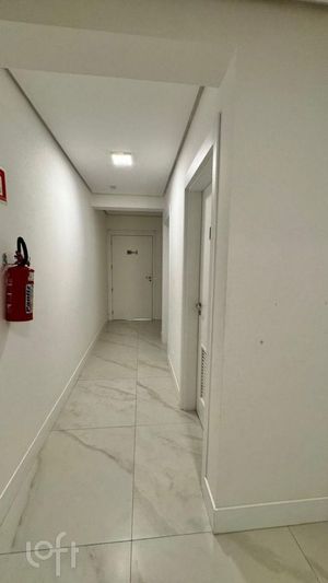 Image 31 - 845190