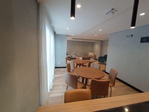 Image 14 - 845213