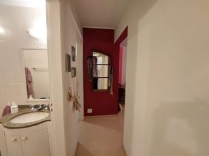 Image 10 - 845274